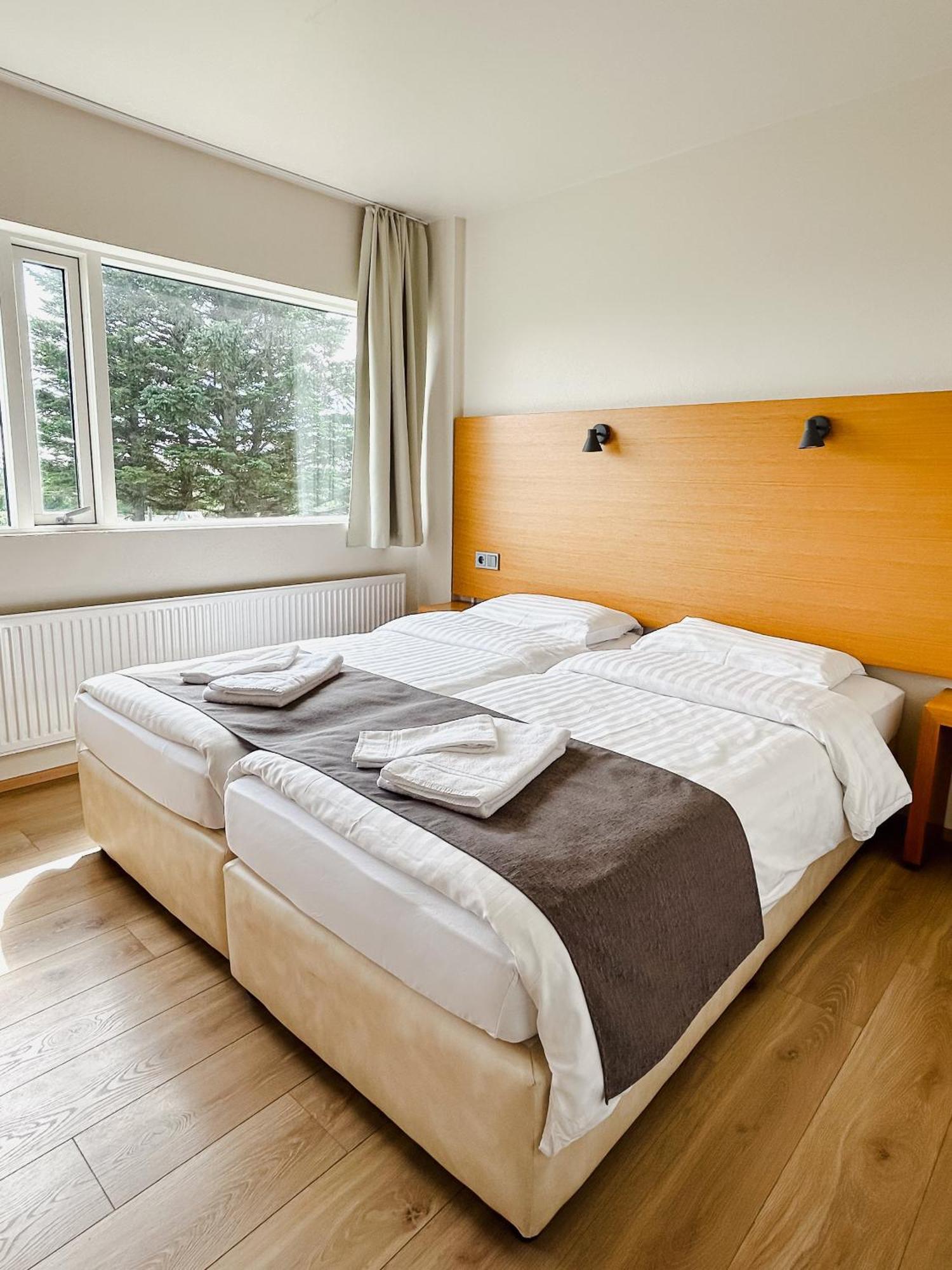 Hotel Joekull Nesjum Екстериор снимка