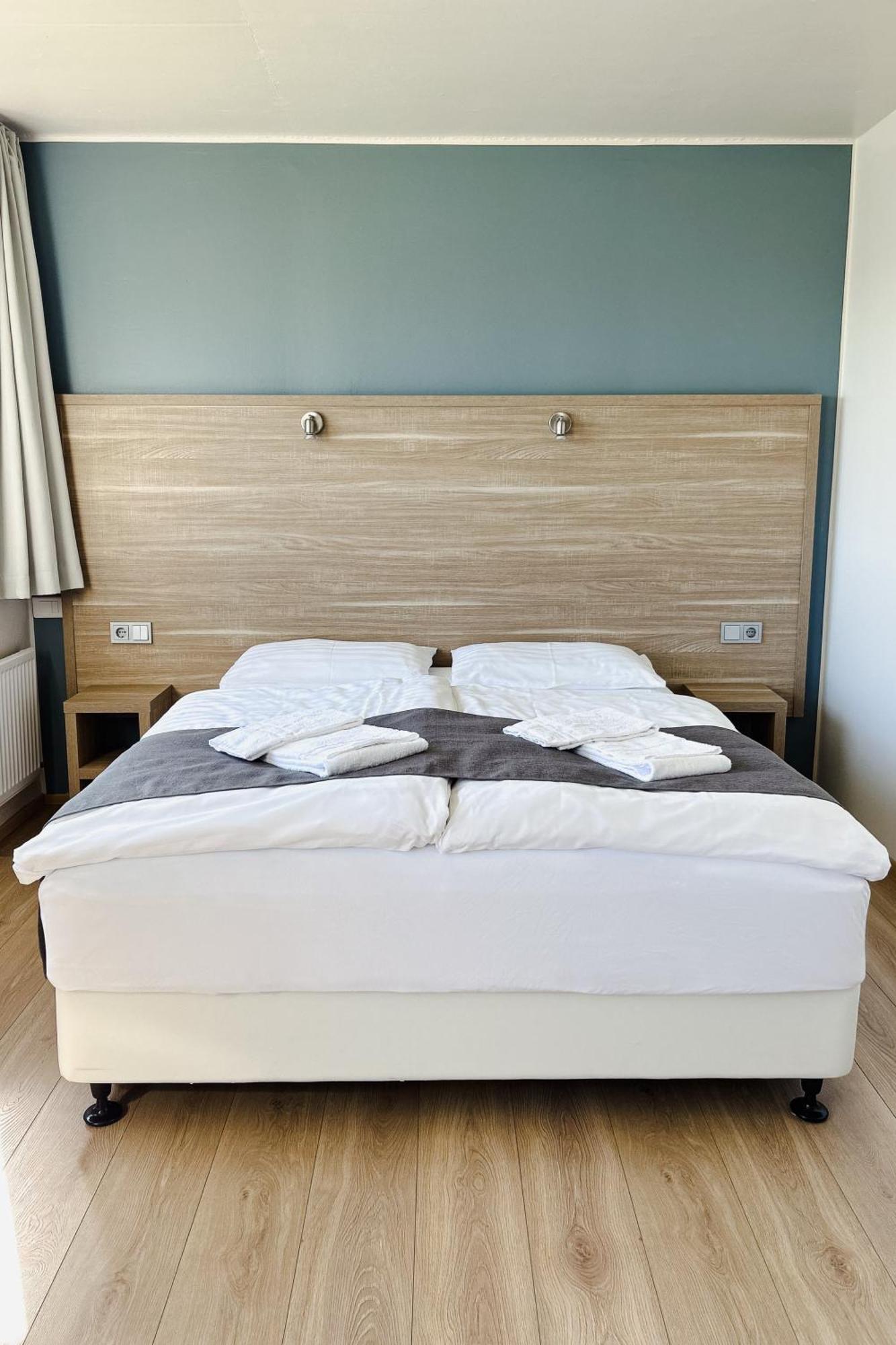 Hotel Joekull Nesjum Екстериор снимка