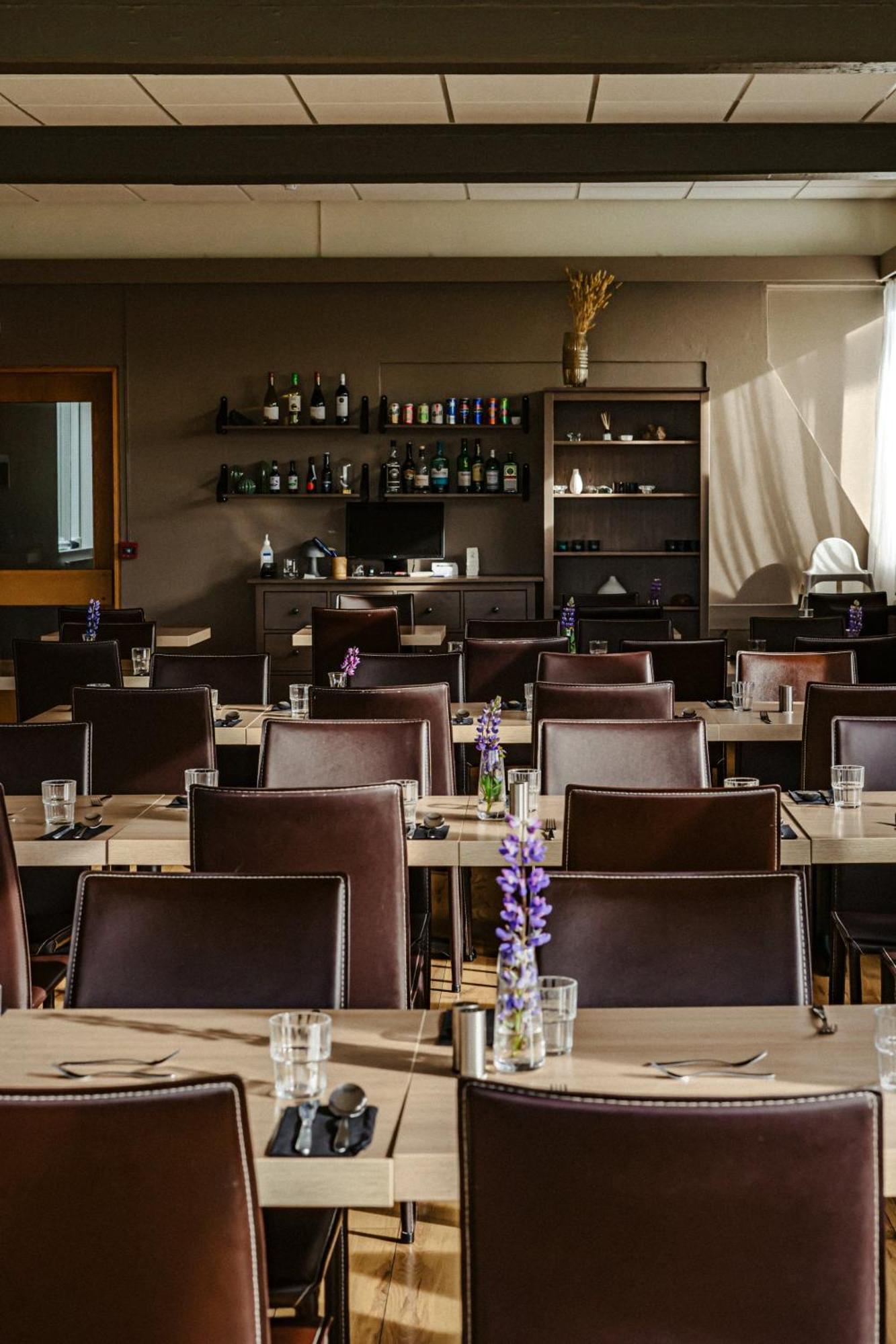 Hotel Joekull Nesjum Екстериор снимка