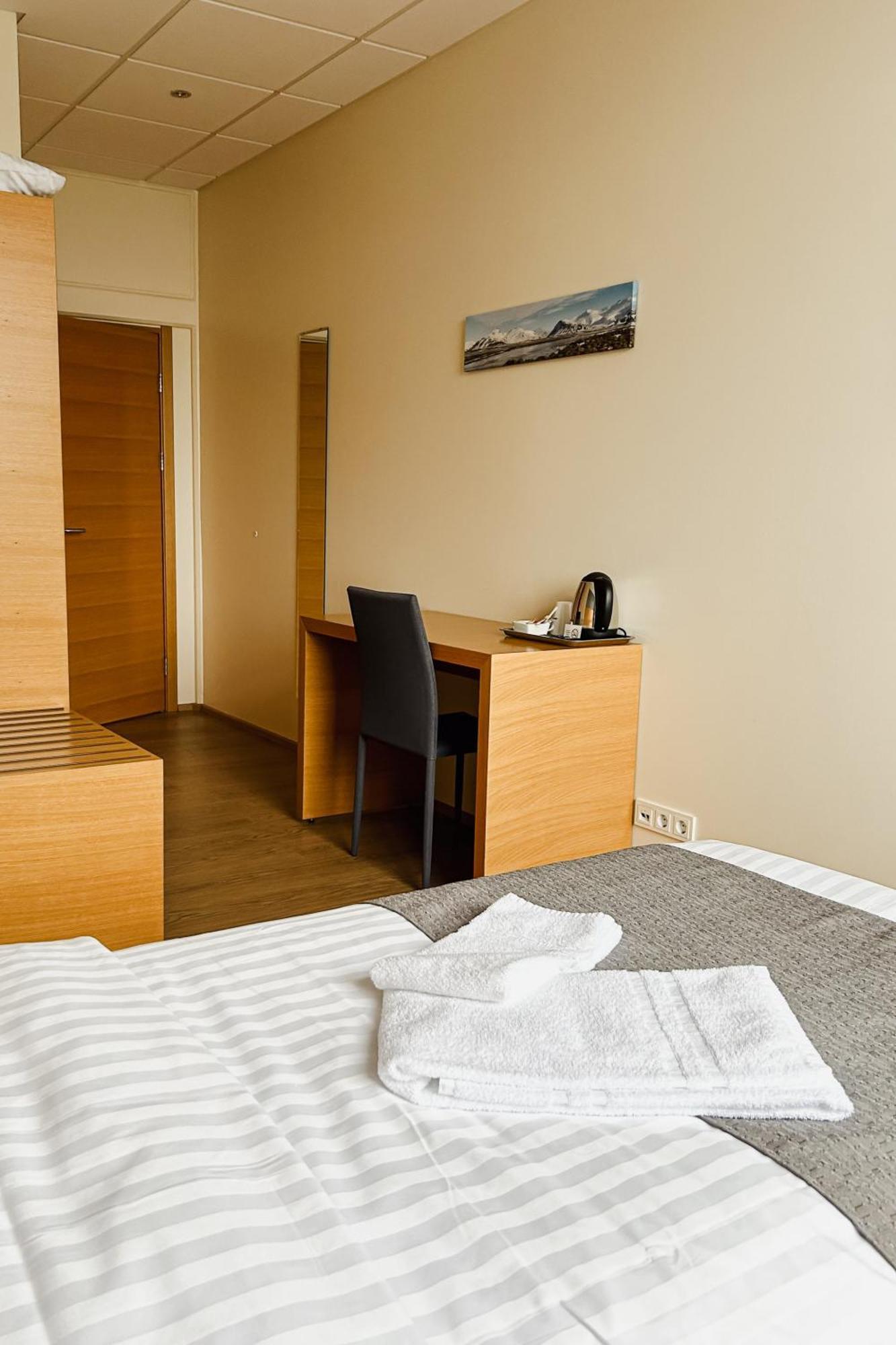 Hotel Joekull Nesjum Екстериор снимка